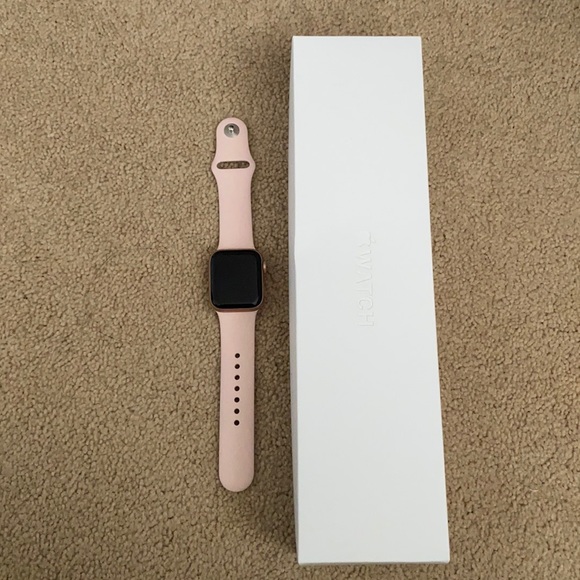 Apple Watch Series 5 Pink Sand smartwatch 40mm